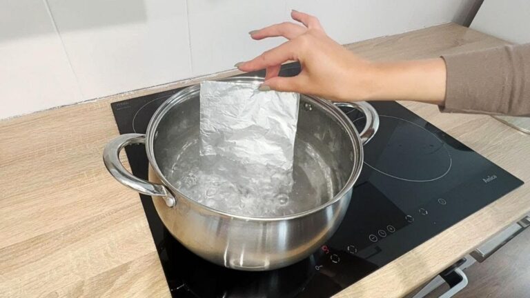 5 zaskakujących sposobów na wykorzystanie papieru aluminiowego w kuchni!